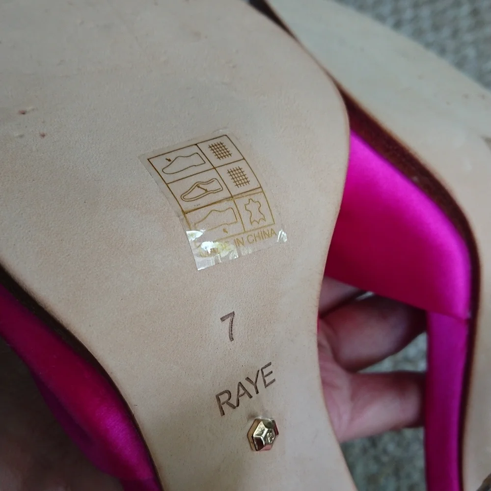 Revolve RAYE Alexus Heel in Fuschia pink size 6.5 - Picture 10 of 12
